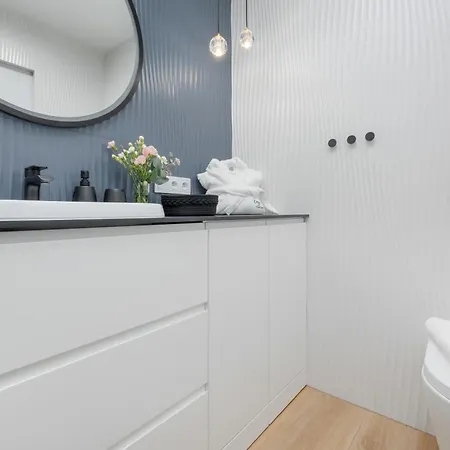 Apartment Perfekt Creamy 5