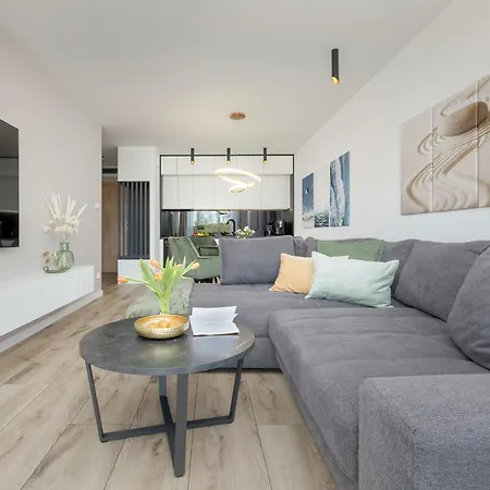 Perfekt Creamy 5 Apartment
